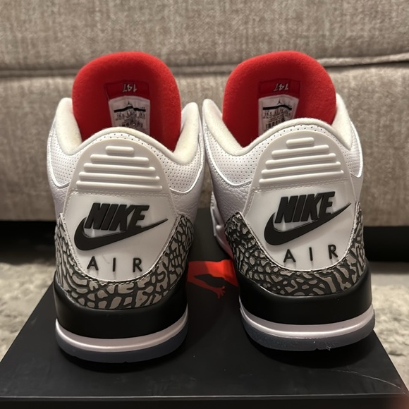 Air Jordan 3 Retro NRG - Picture 3 of 9